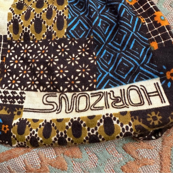 ⭐️ Patterned Hat with Earthy Tones - Picture 3 of 7